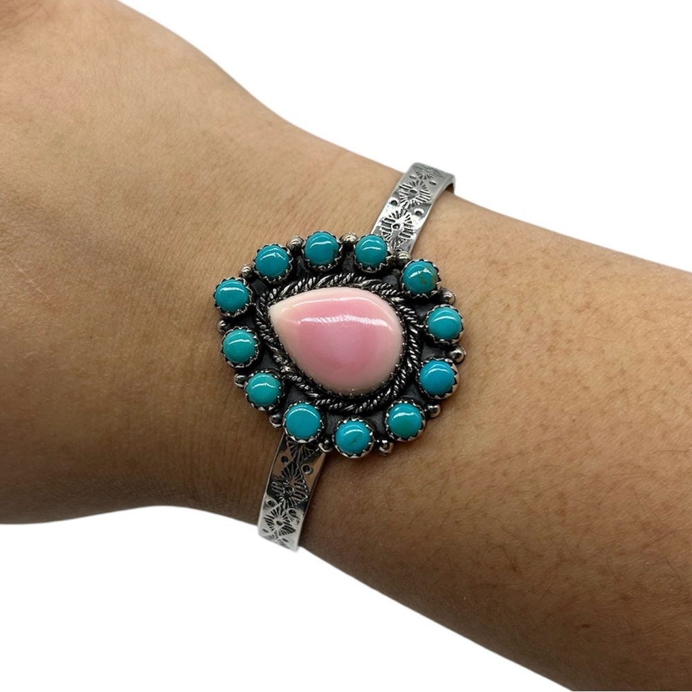 925 Sterling Silver Pink Conch & Kingman Turquoise Cuff Bracelet